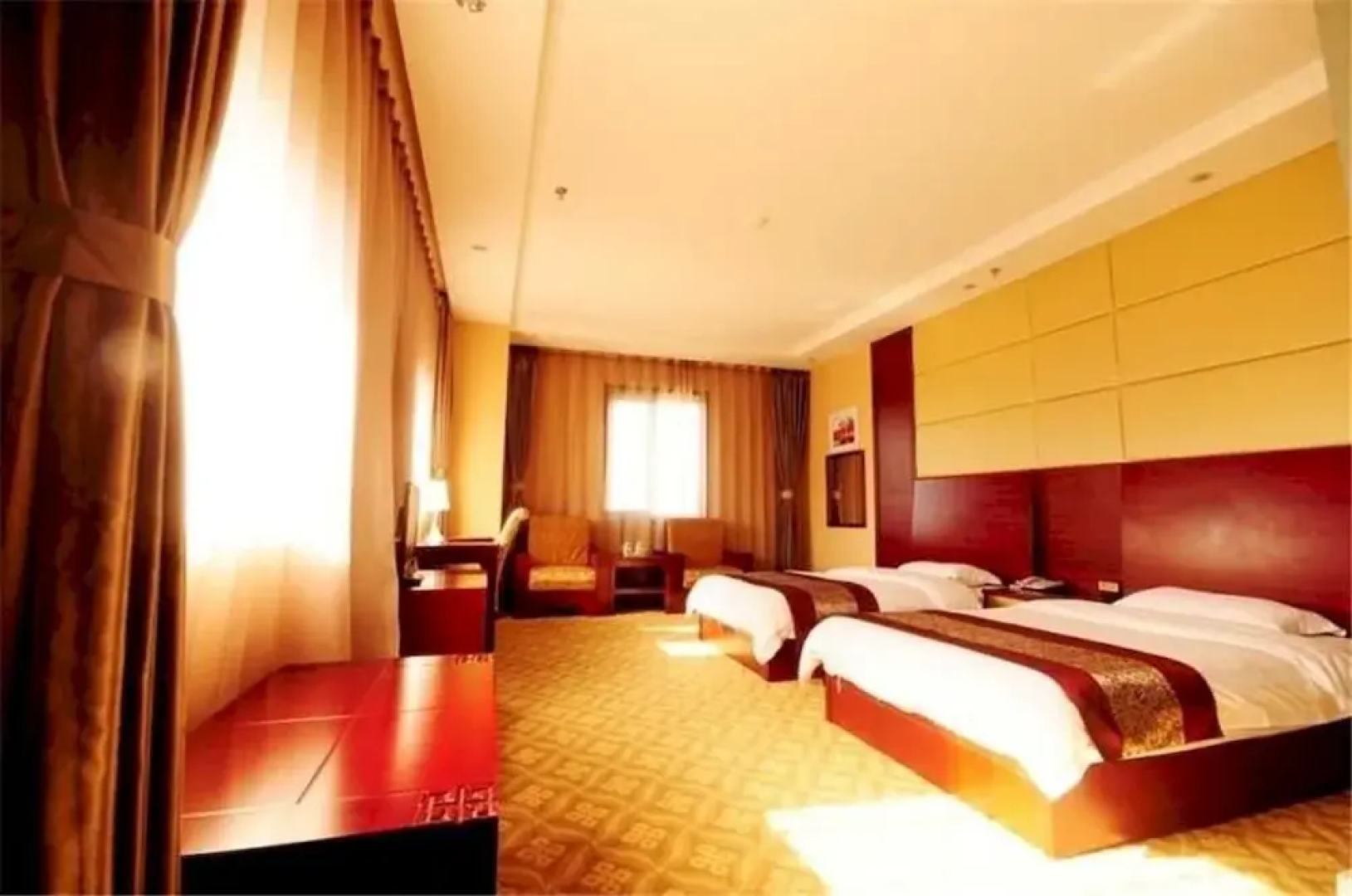 Tian Yuan Holiday Hotel