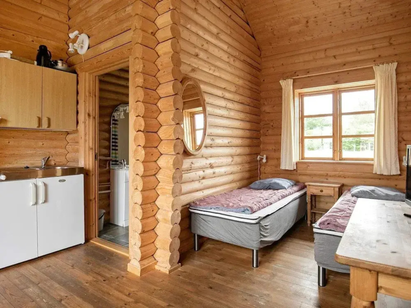 10 Person Holiday Home on a Holiday Park