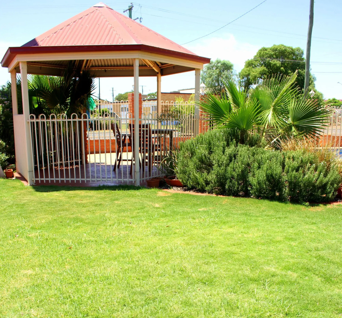 Roma Mid Town Motor Inn