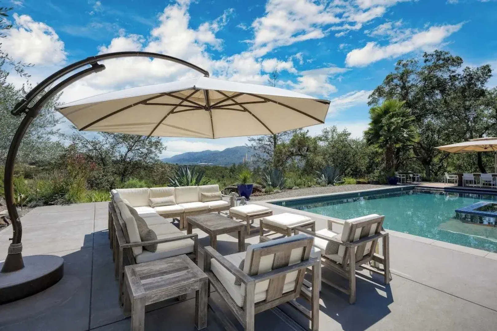 Kenwood Vista by Avantstay 7acres w/ Pool, Fire Pit, Vineyard Views