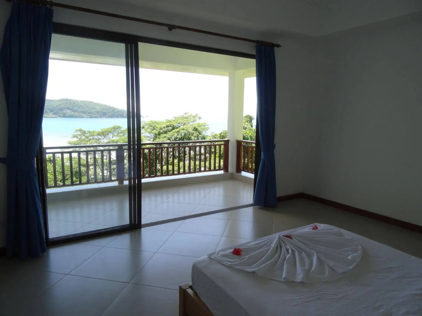 Sailfish Beach Villas