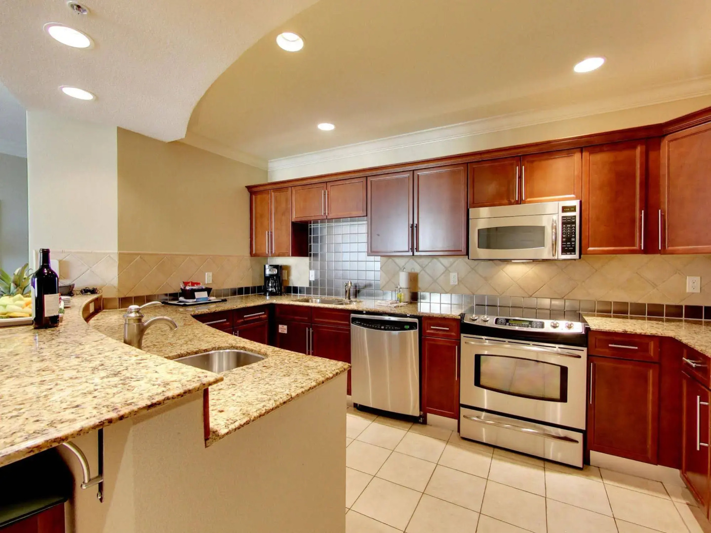 Emerald Grande Condominiums at HarborWalk Village