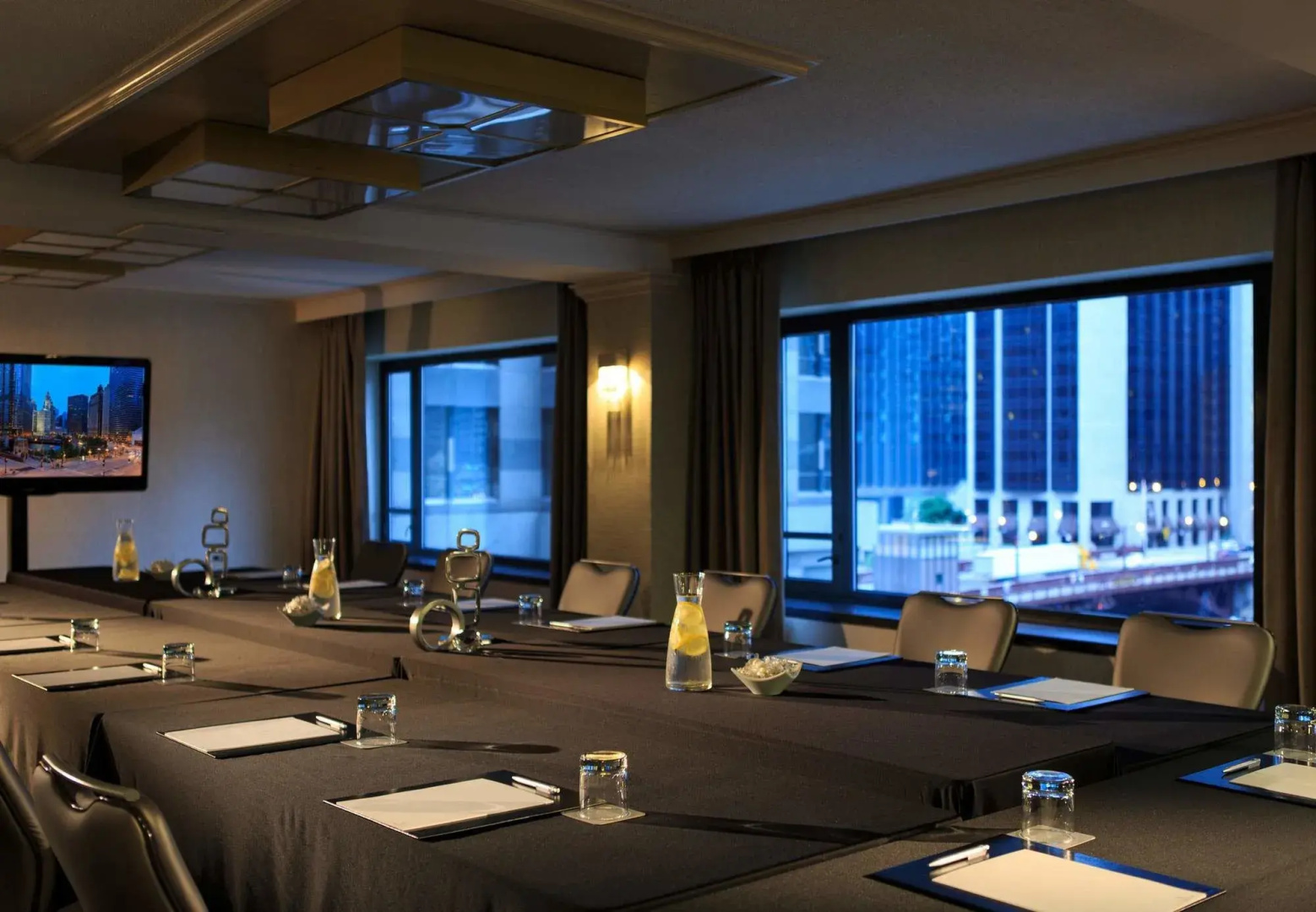 Renaissance Chicago Downtown Hotel