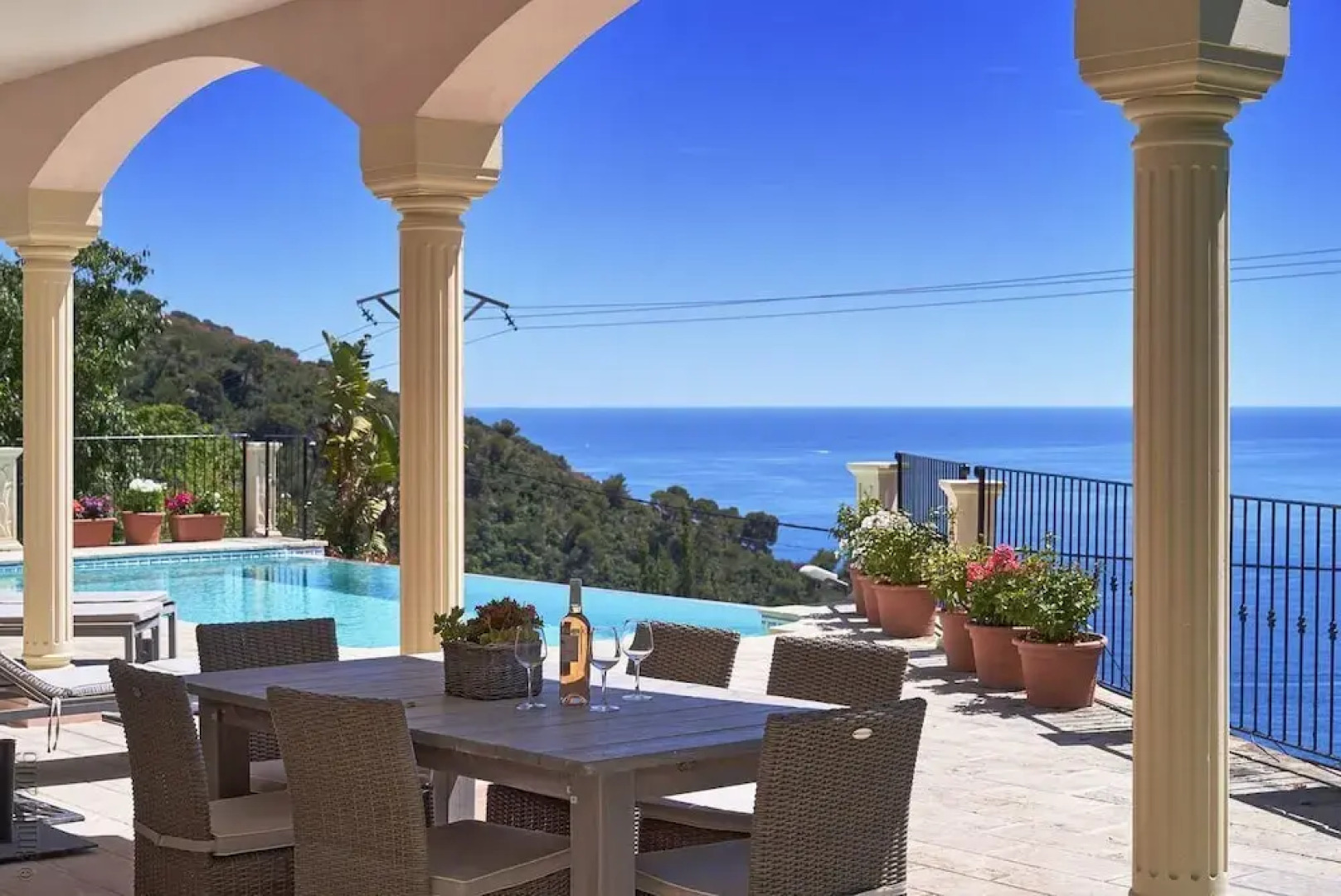 2131 Avenue de Lattre de Tassigny