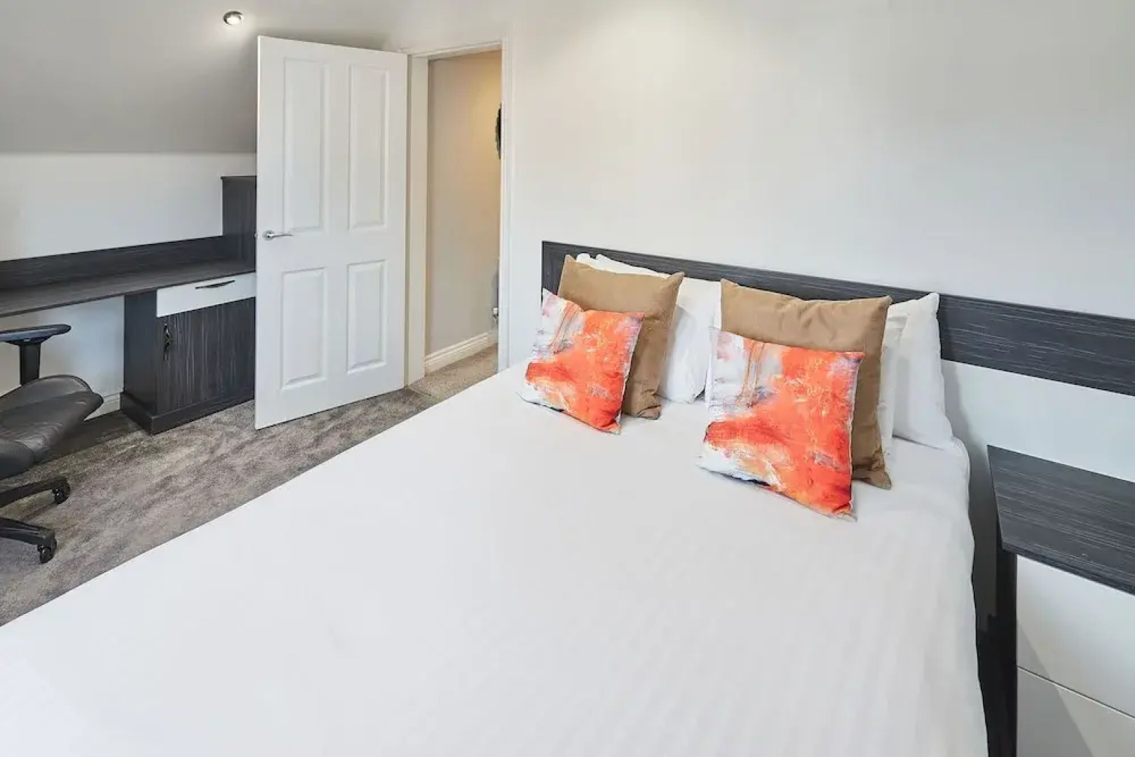 Host Stay Benton Road