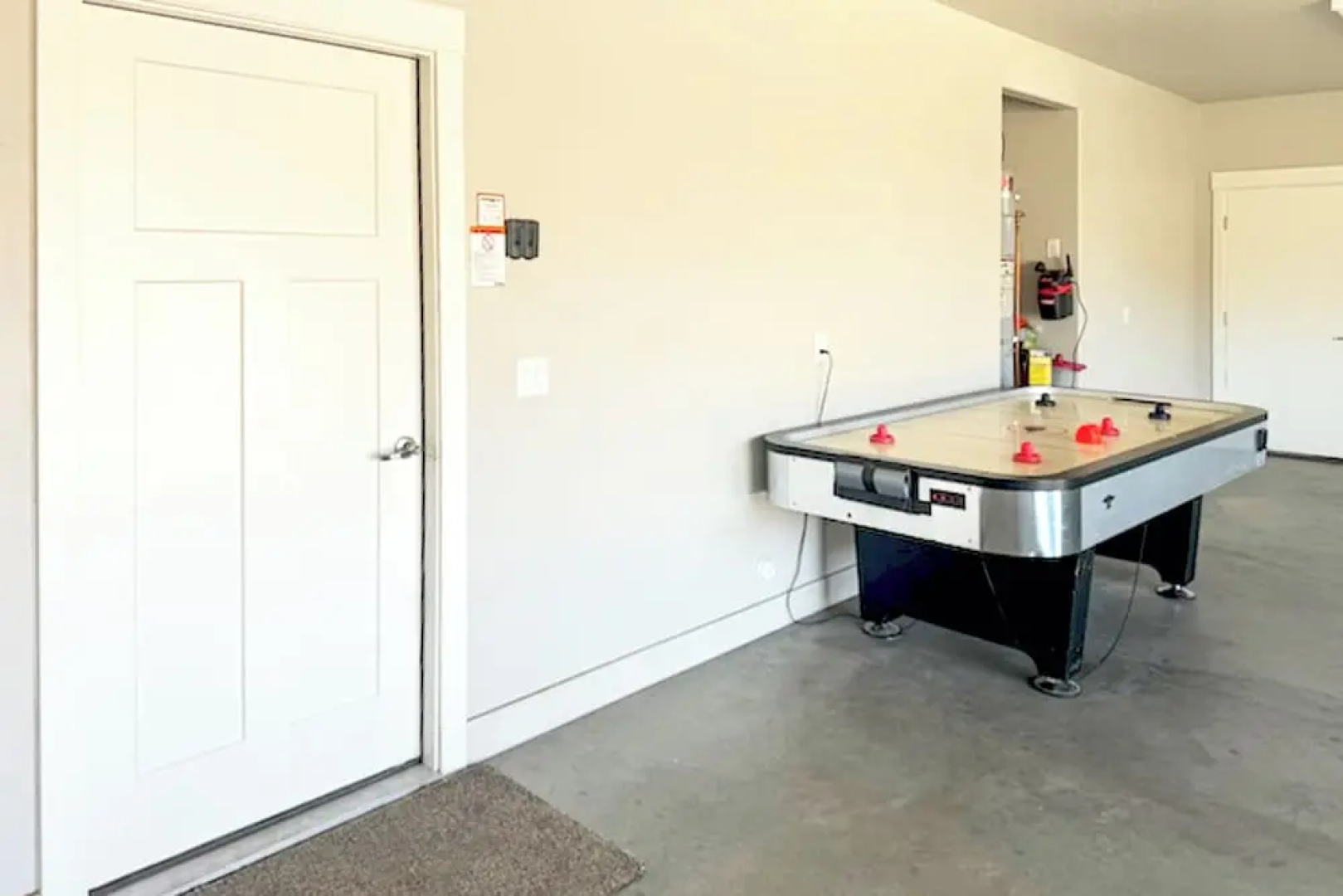 Adventure Bound Home w/ Pickleball, Hot Tub & More
