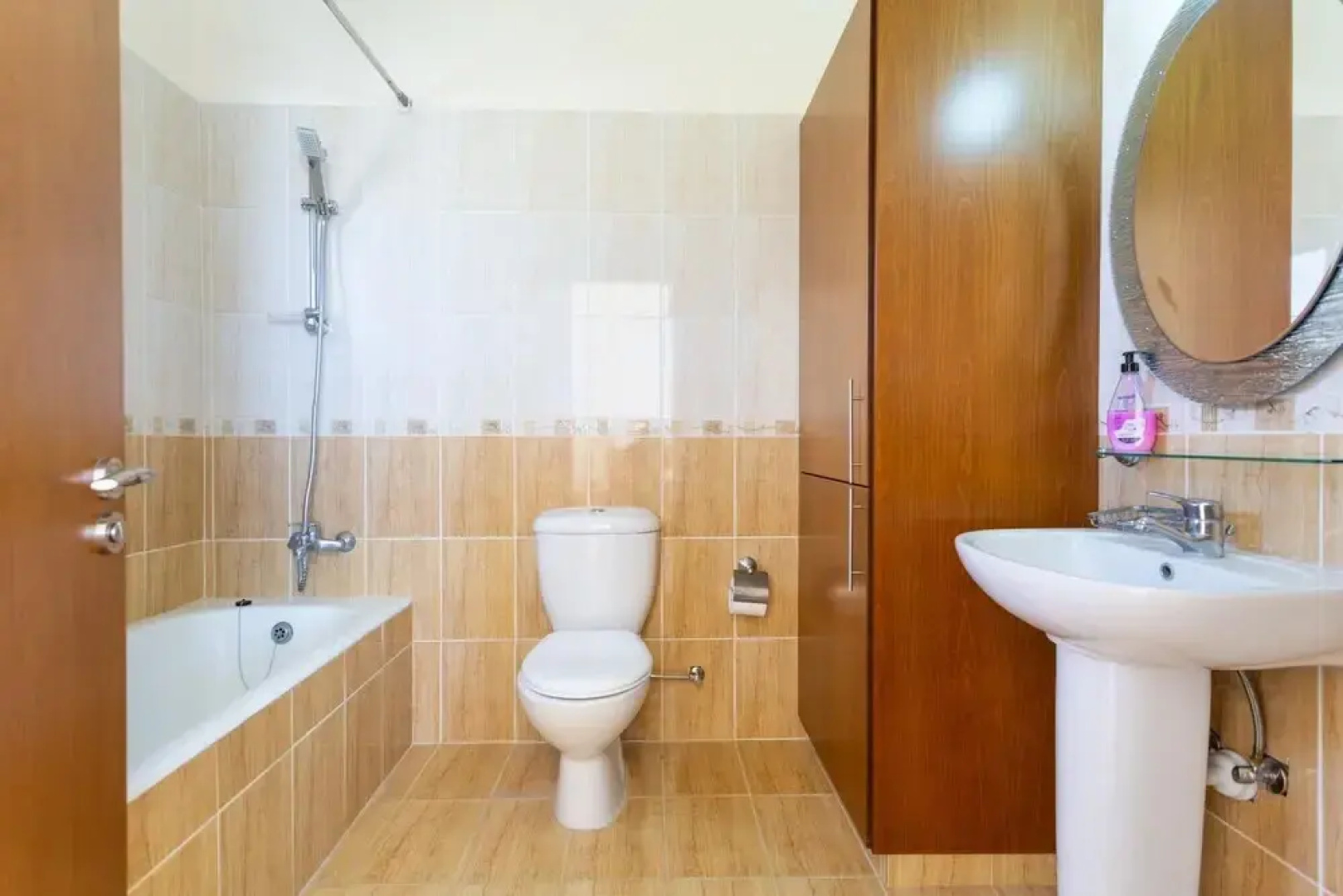 Hector Beach Villa Large Private Pool Walk to Beach Sea Views A C Wifi Car Not Required - 2111