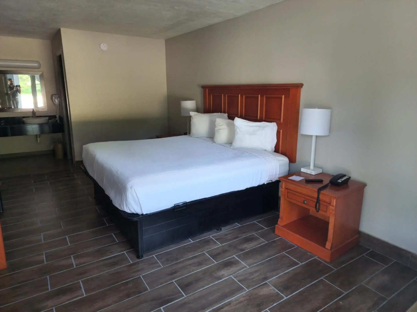 Days Inn by Wyndham Hardeeville Near Hilton Head