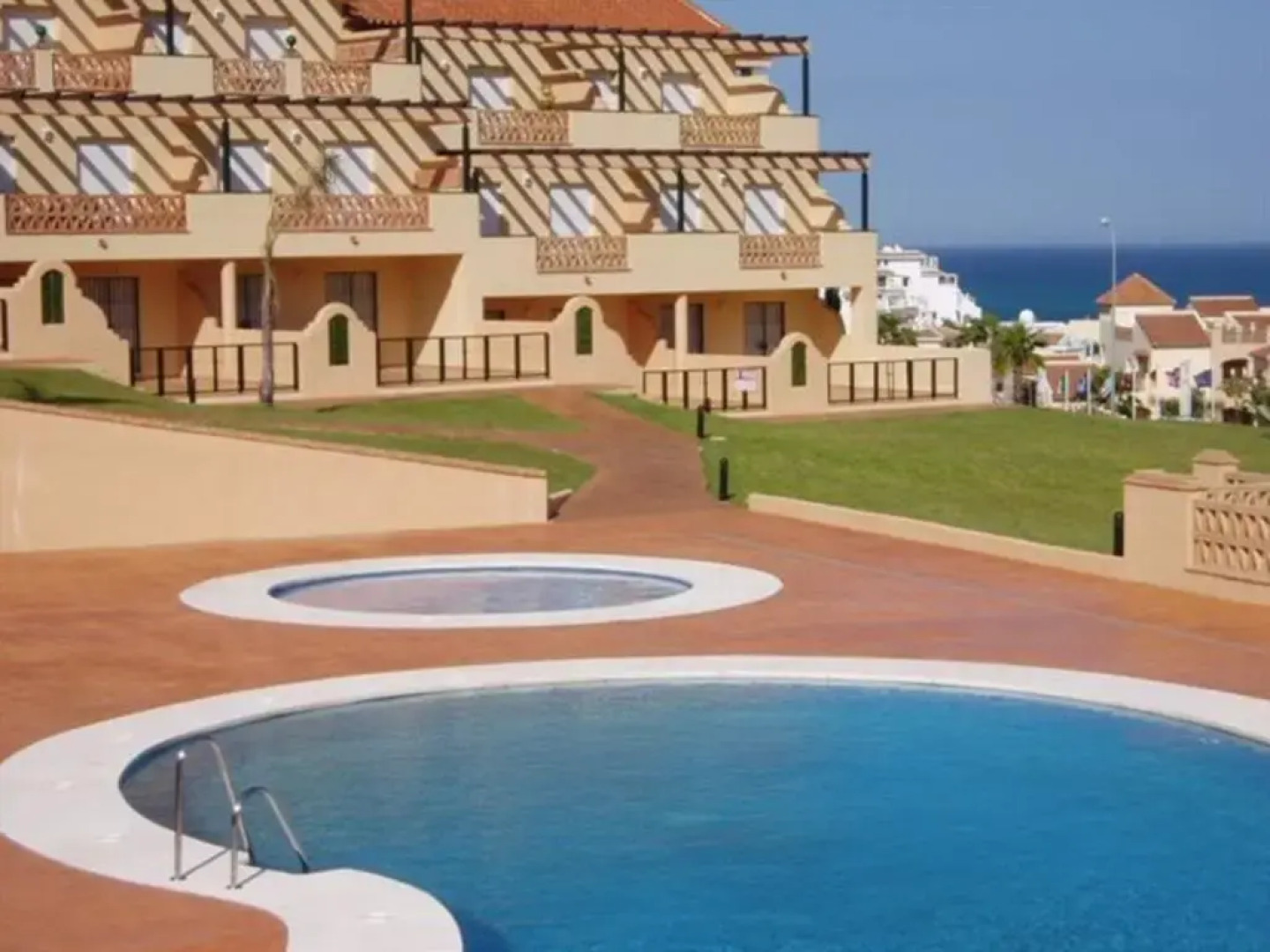 Apartment in Mijas Costa 100610