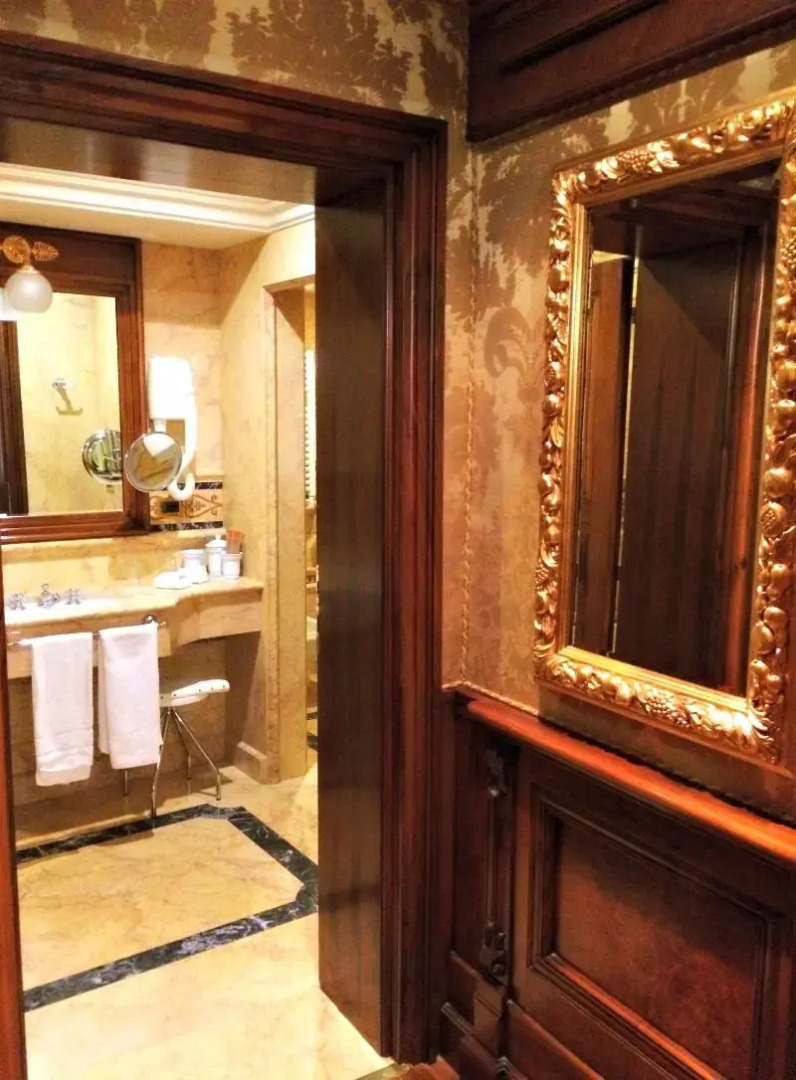 Bellevue Luxury Rooms – San Marco Luxury