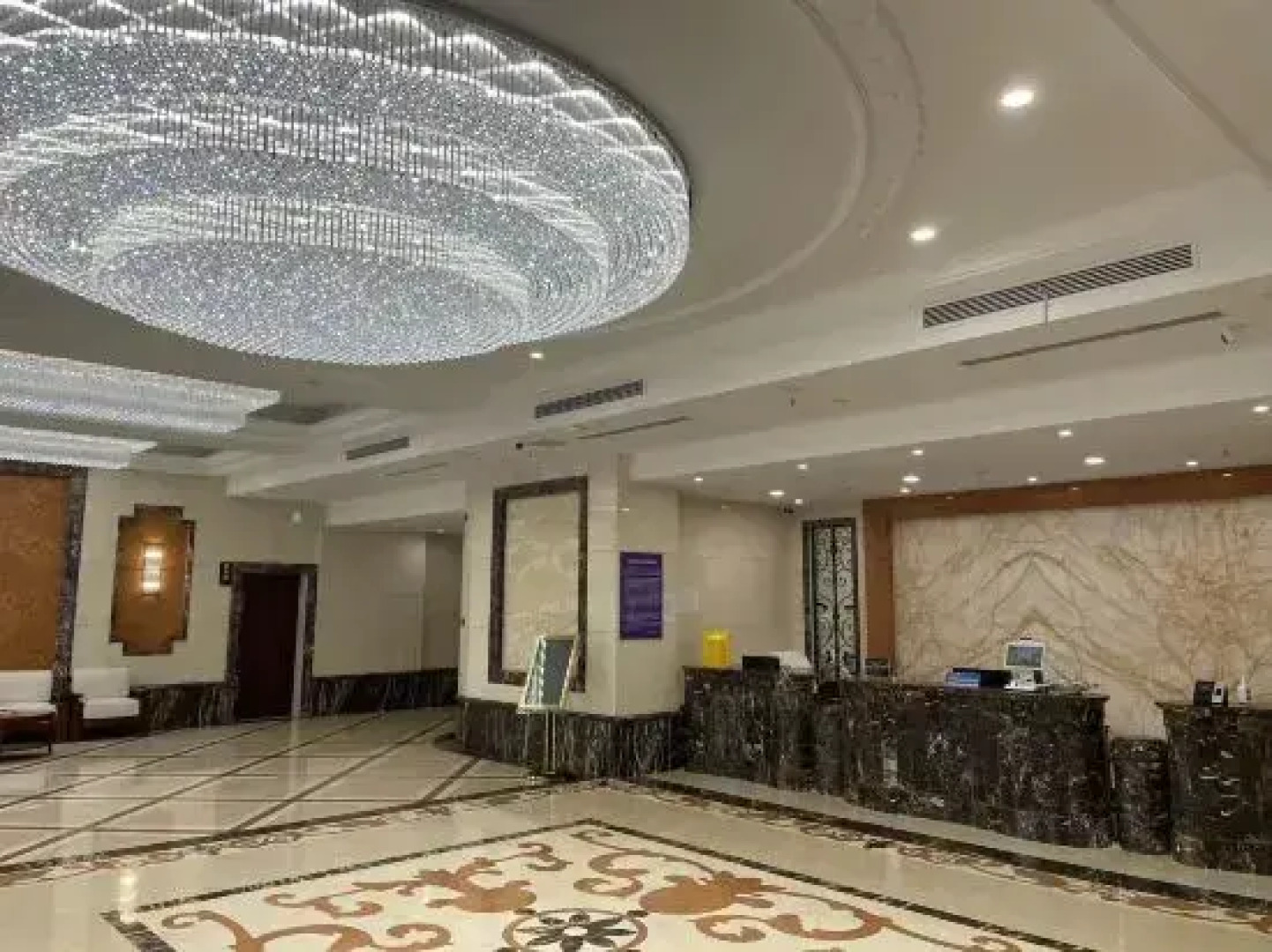 Qinglan Hotel (Danjin Road Wanshan Park Branch, Danyang City)