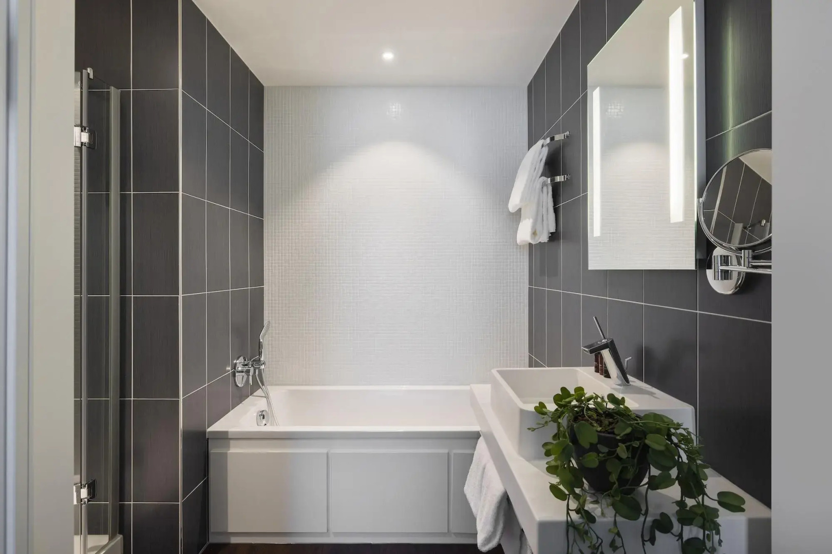 Cove - Centrum, Passage