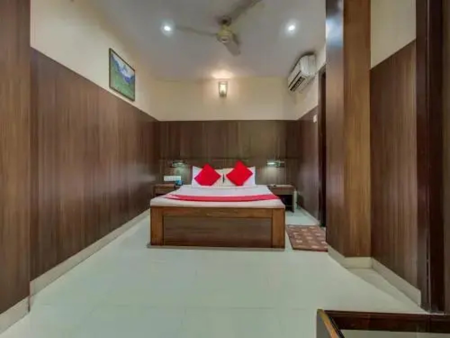 Deodutt Palace Hotel