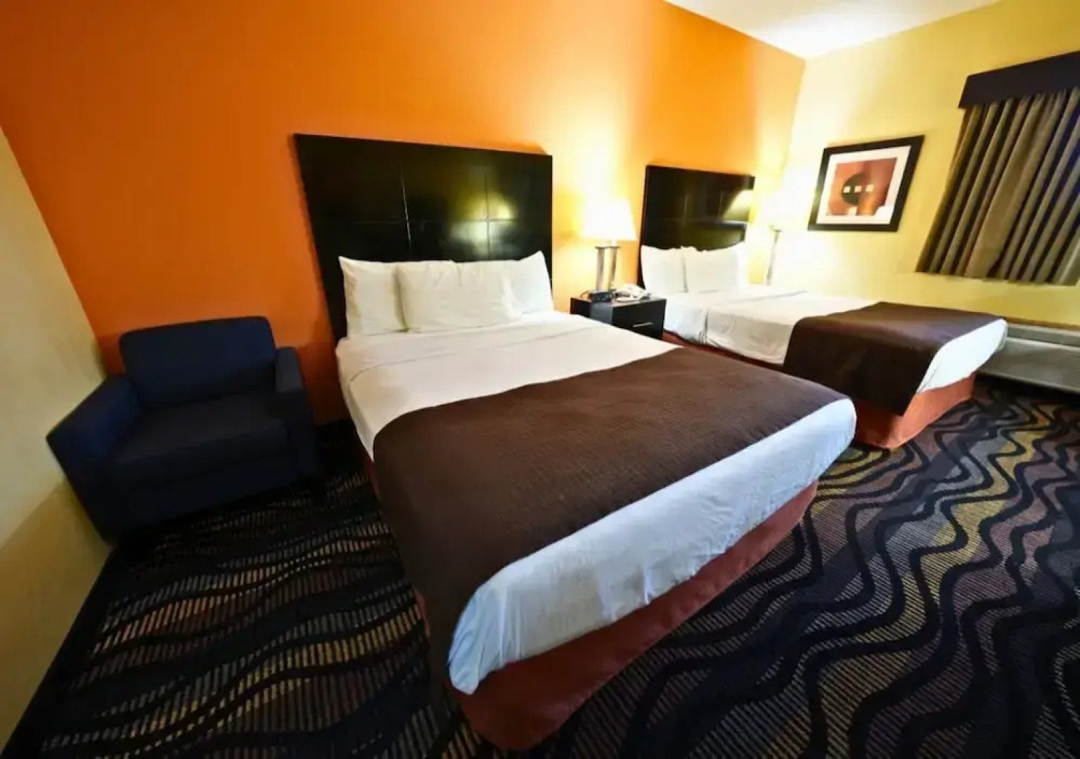 Rock Island Inn & Suites Streator IL
