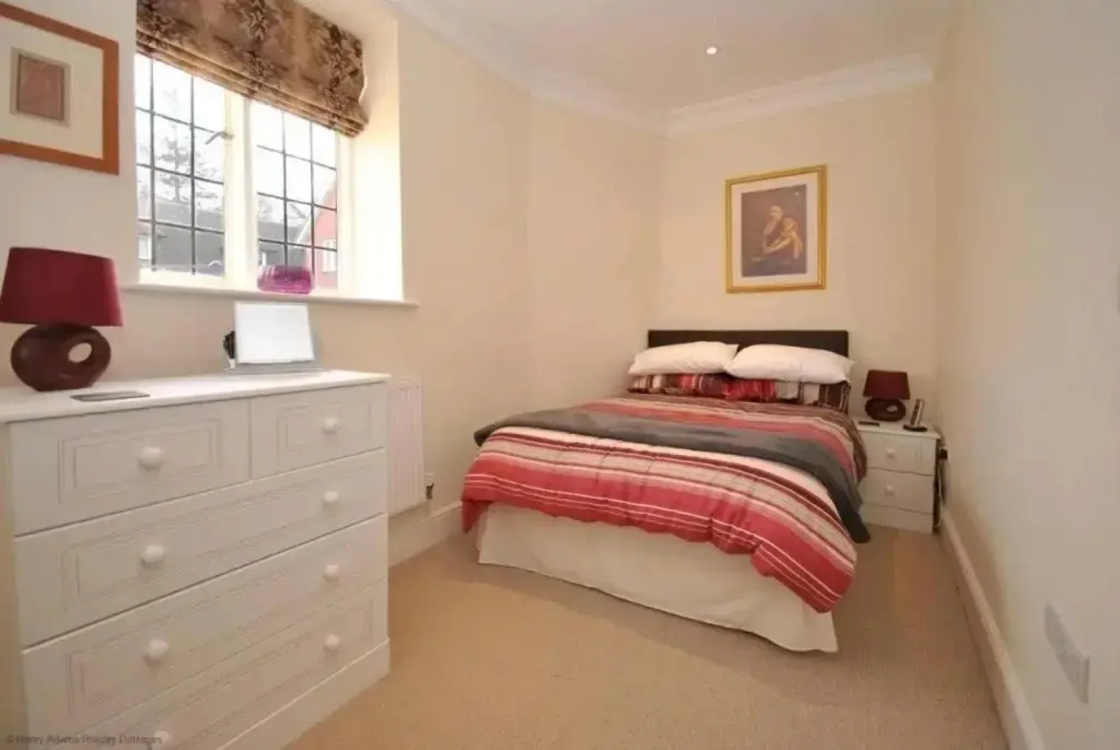 8 Angel Yard, Midhurst