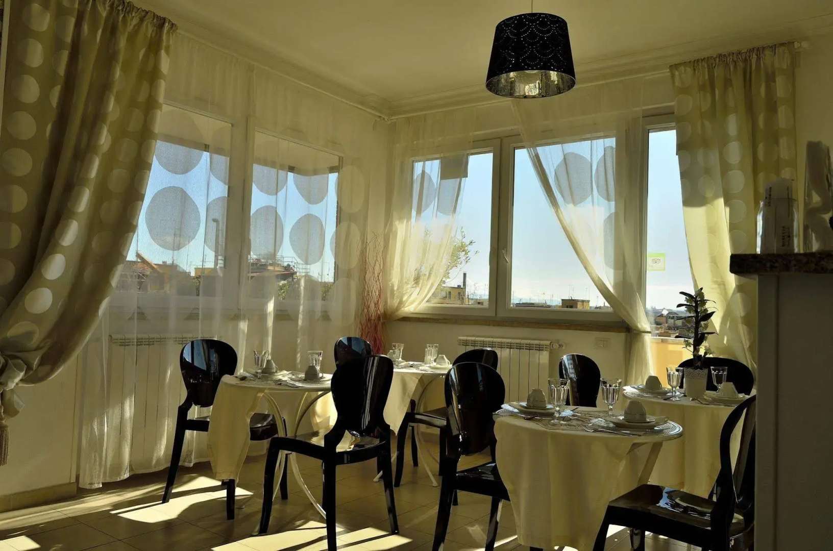 Rome & Suites