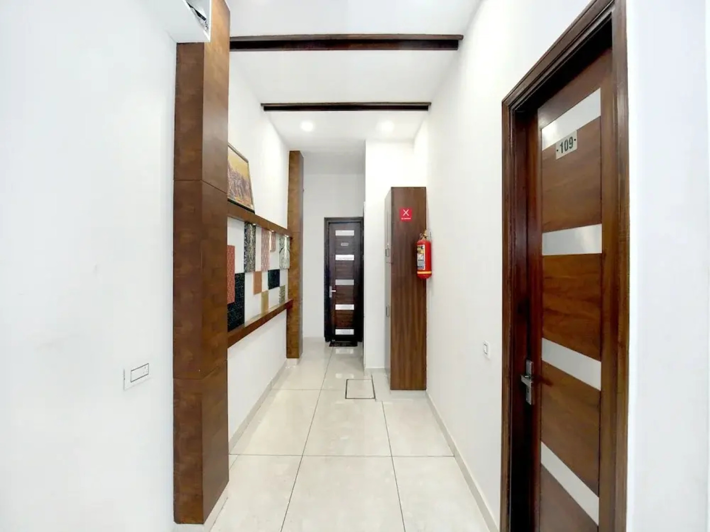 OYO 9674 Hotel Oberoi