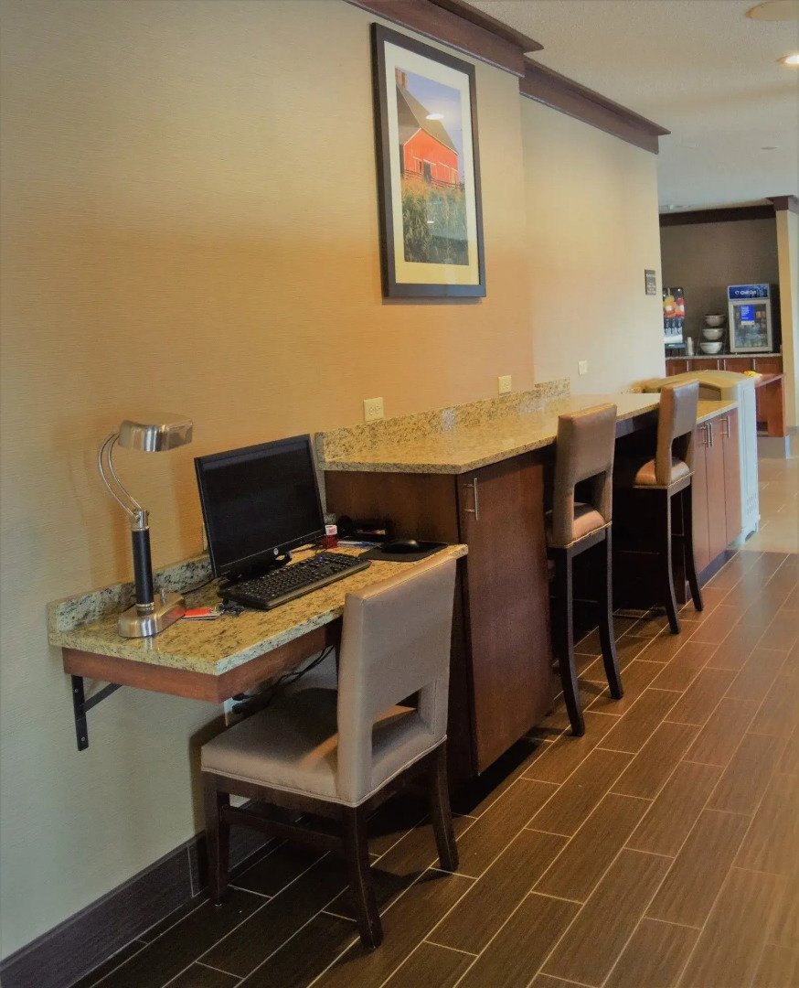 Comfort Inn La Porte