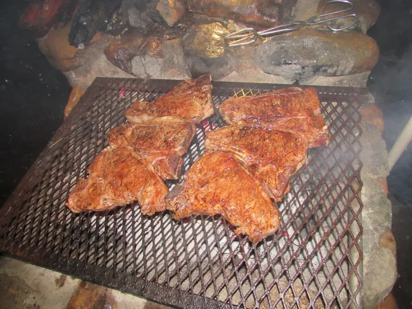 Amanzimlotzi Riverside Bush Camp