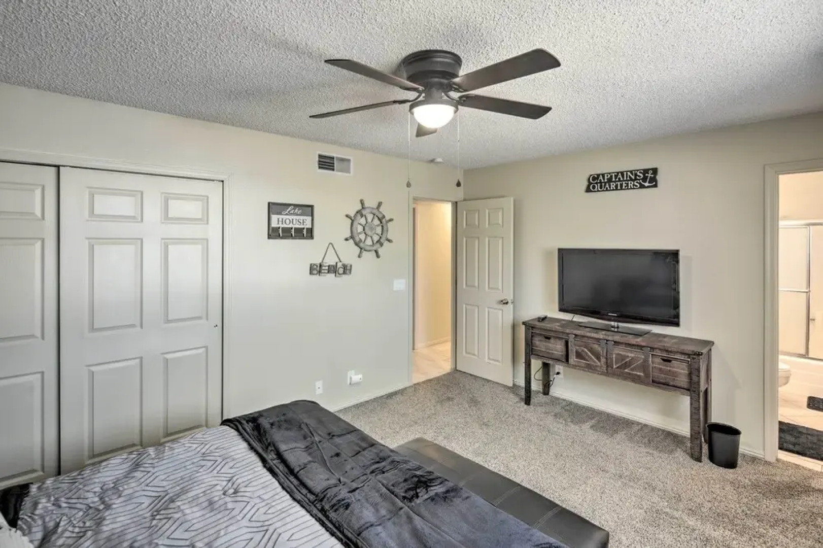 Sunny Home w/ Pool & Patio ~ 3 Miles to the Lake!