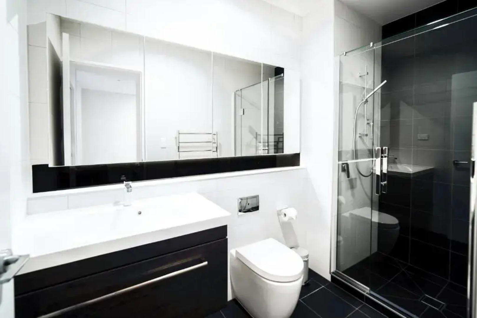 CHELSEABAY Modern Apartments