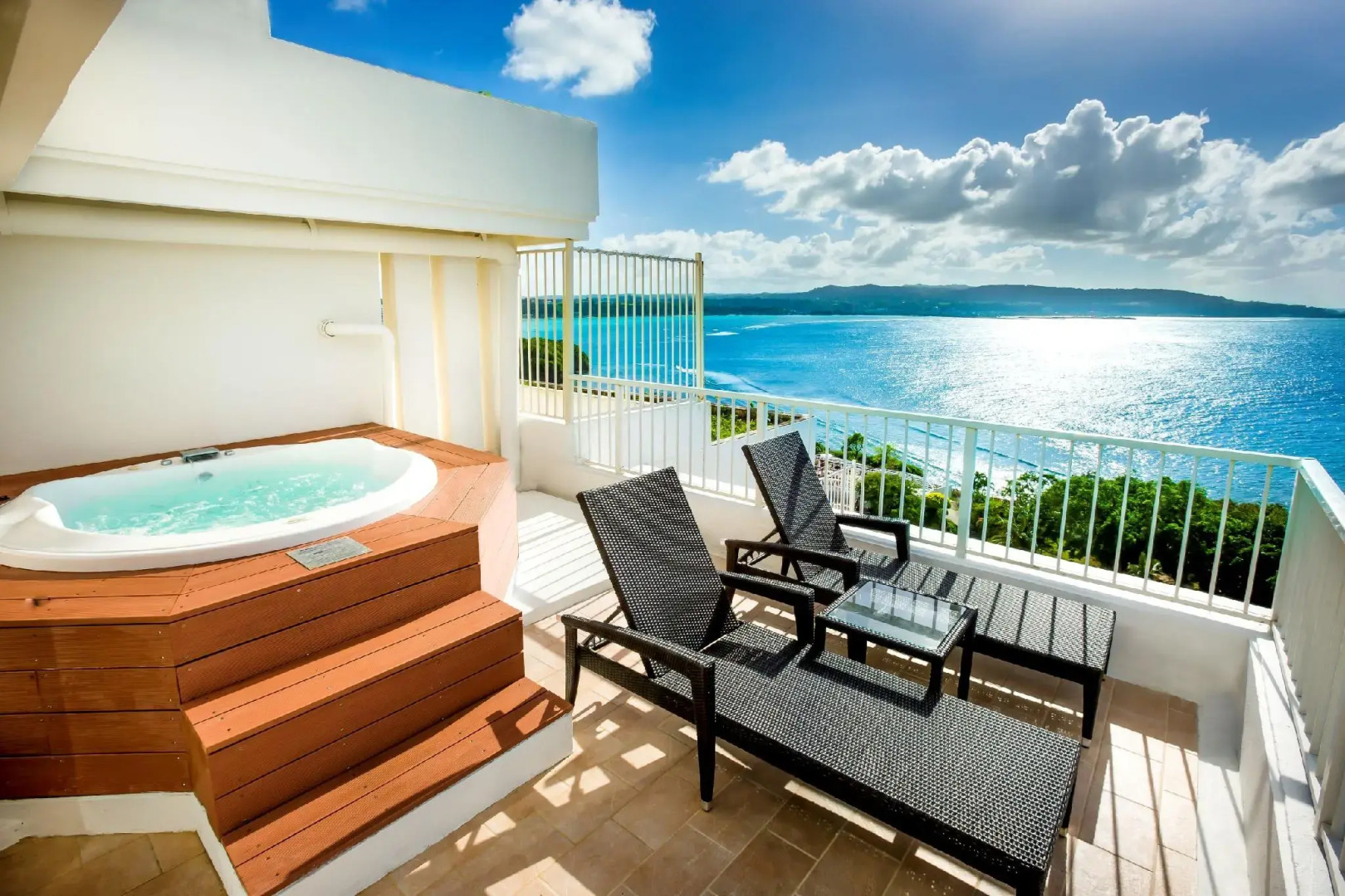 RIHGA Royal Laguna Guam Resort