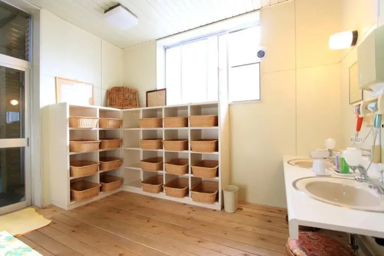 Honjin No Yado Yanagi No Yu