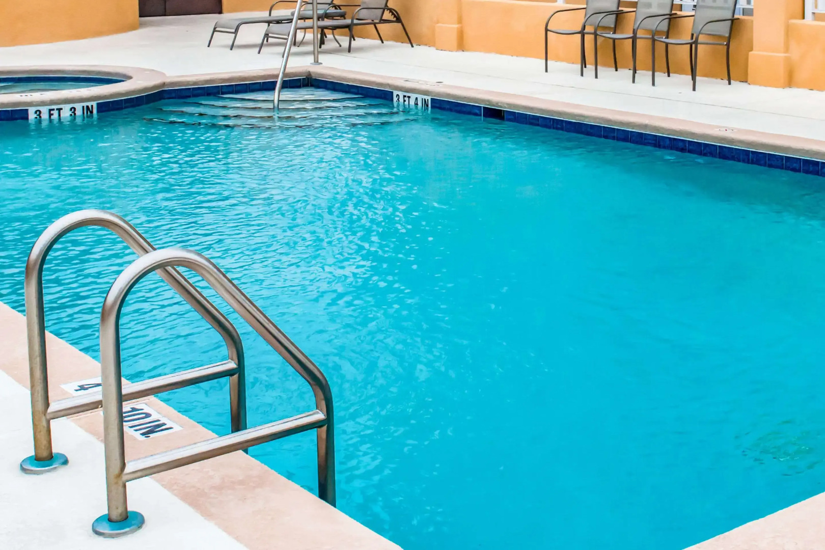 Comfort Suites Lake City