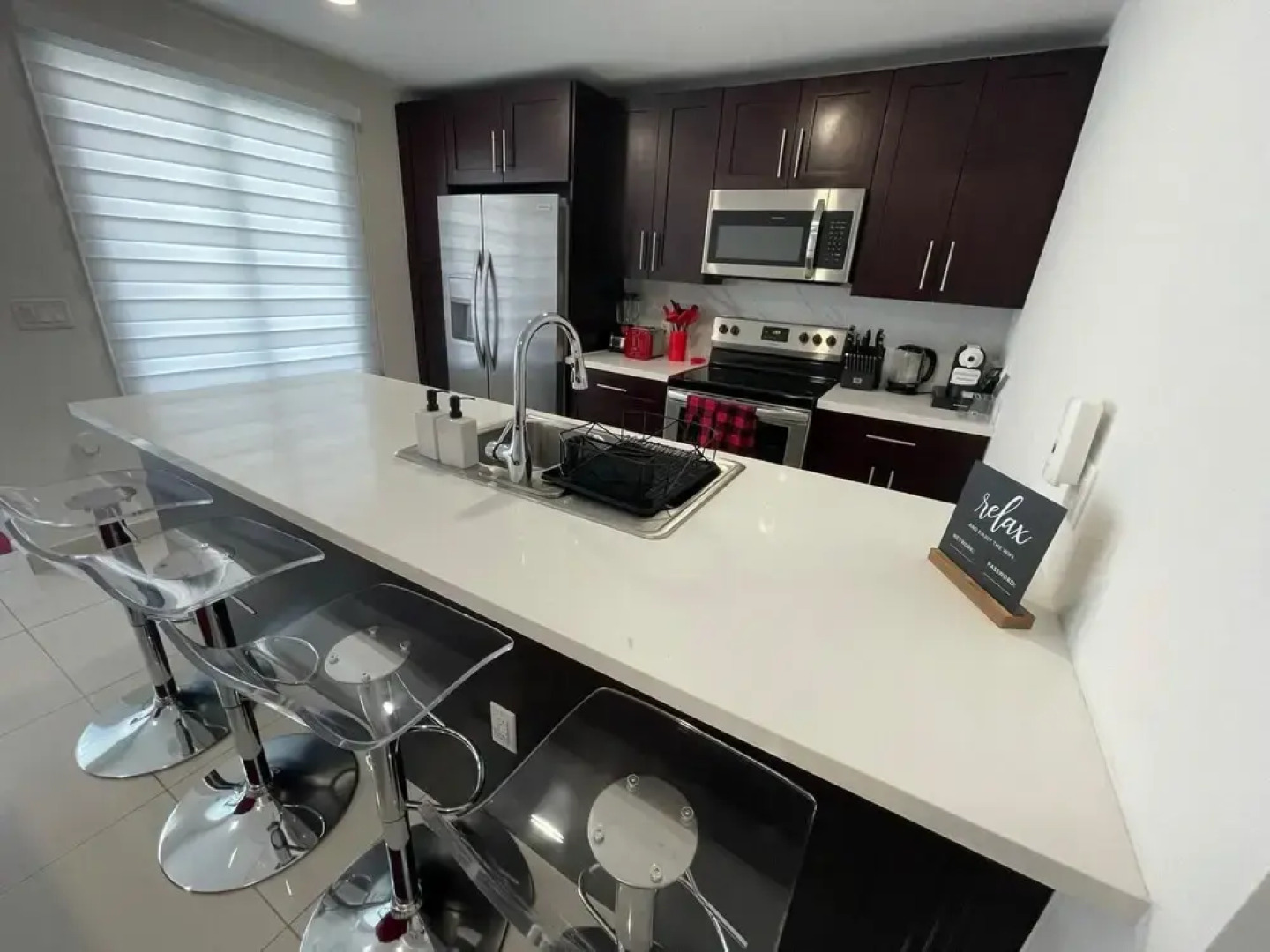 Breathtaking Sky Terrace 4BR/4BA BBQ/BAR  - New Home