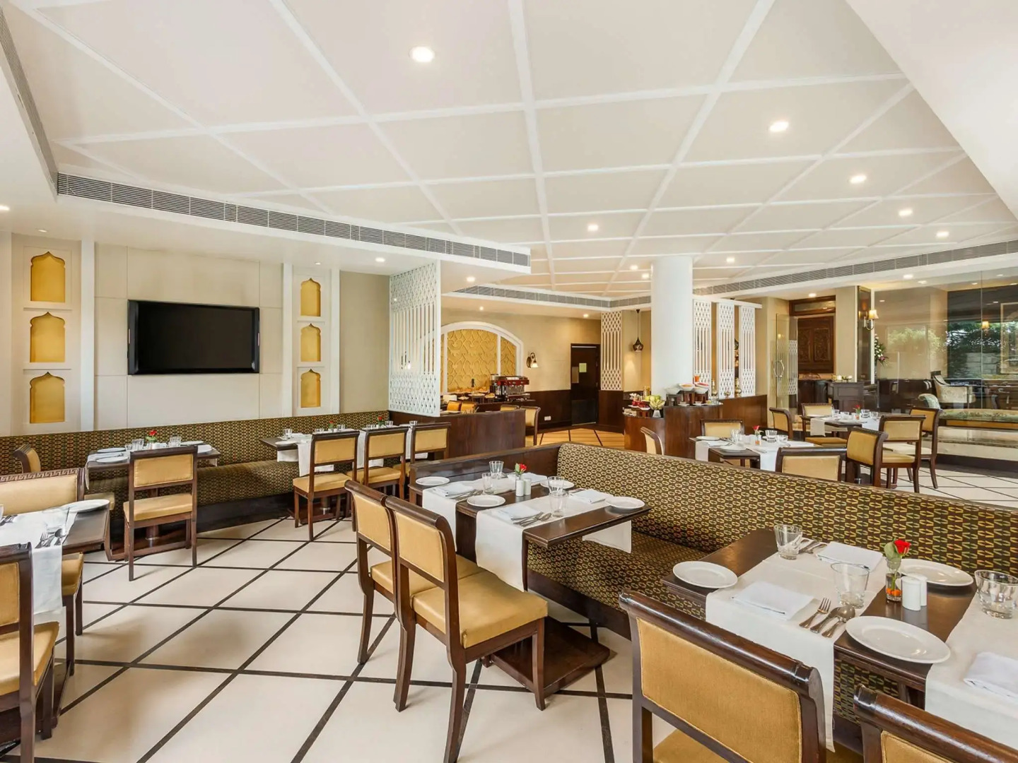 La Place Sarovar Portico, Lucknow