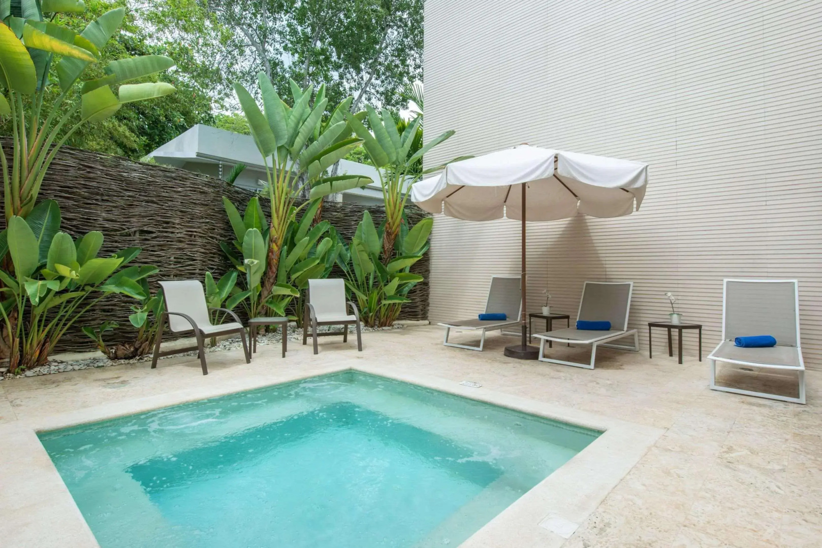 Emotions by Hodelpa - Juan Dolio - All inclusive