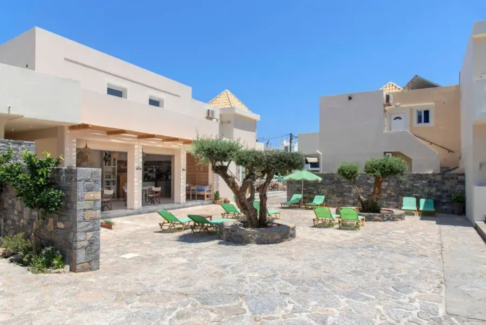 Olive Grove Apartments