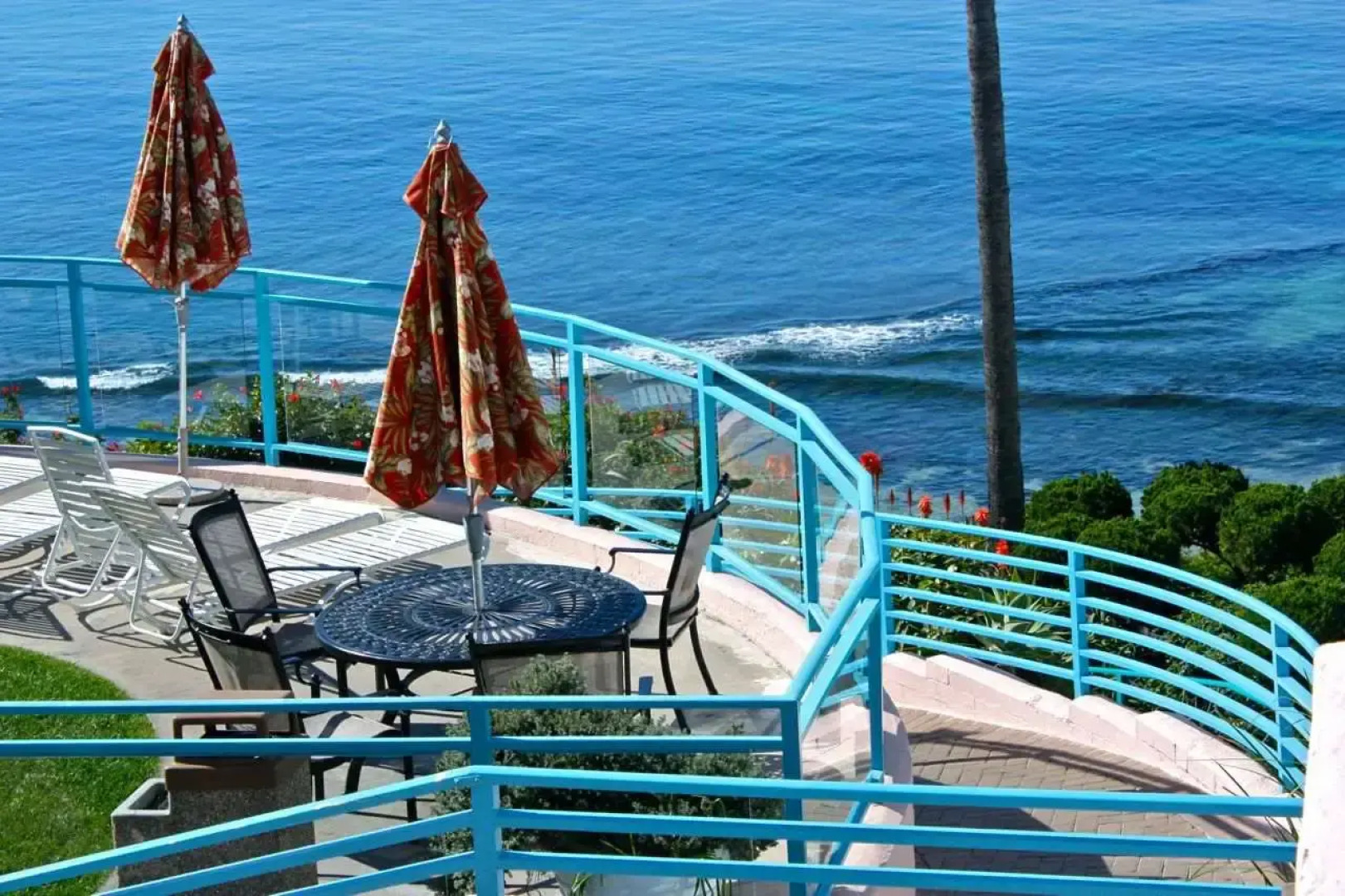 Laguna Surf Lodge by SCP Hotels