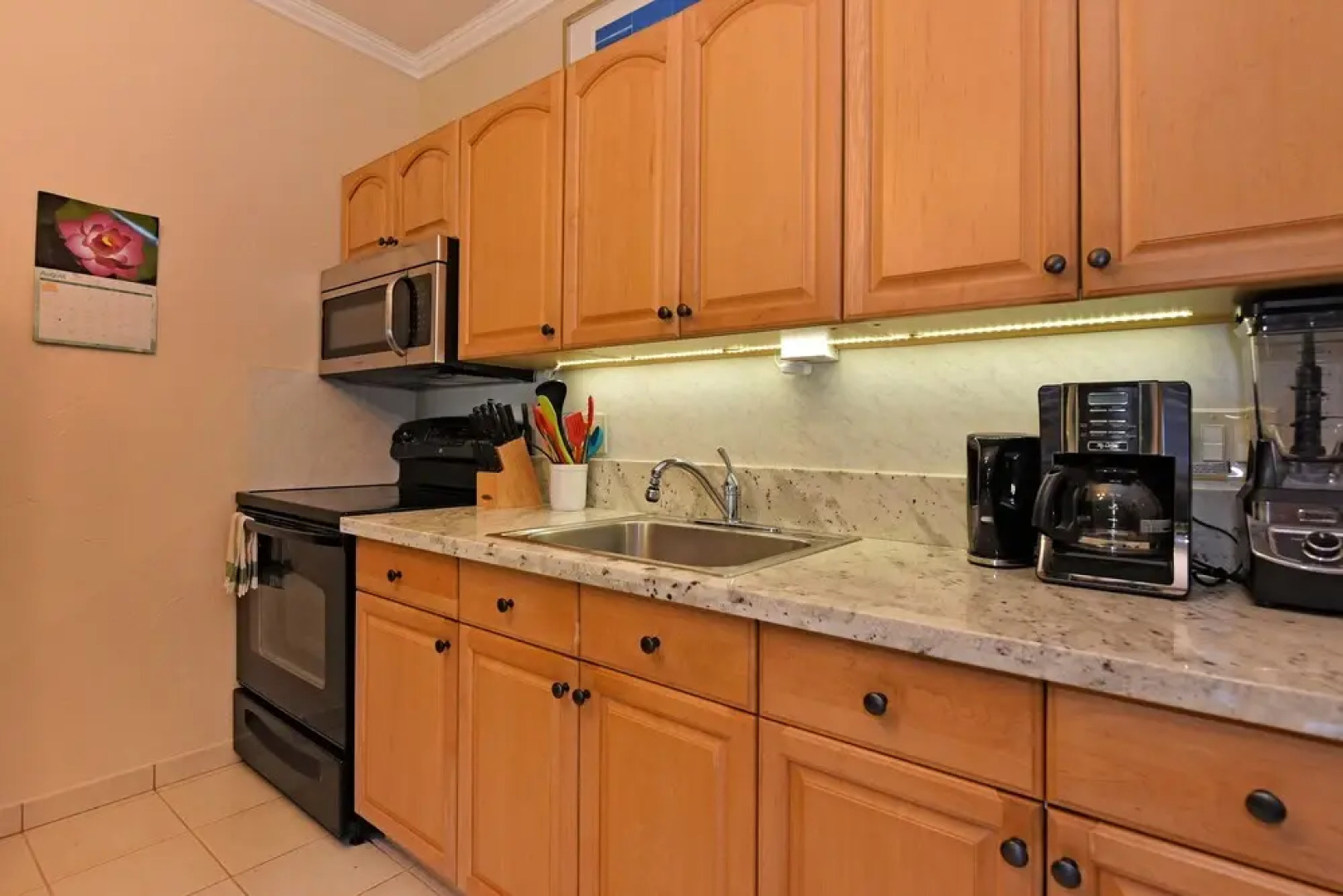 Pohailani 131 by RedAwning