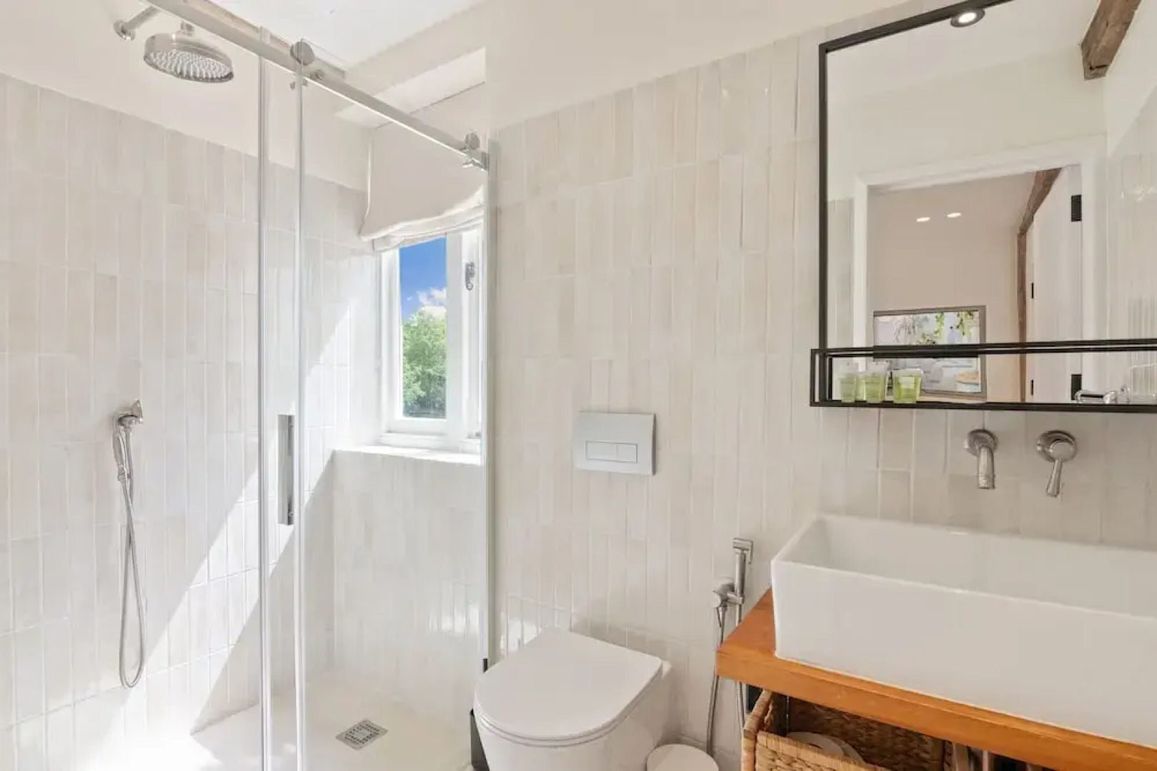 The Manor at Minstrel Court