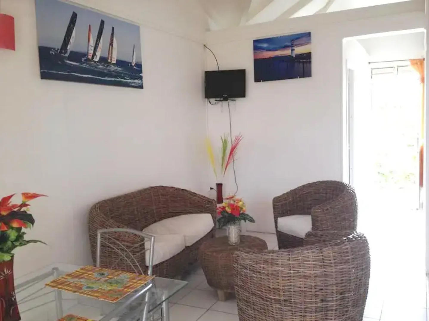 Apartment With 2 Bedrooms in Bouillante, With Wonderful sea View, Furn