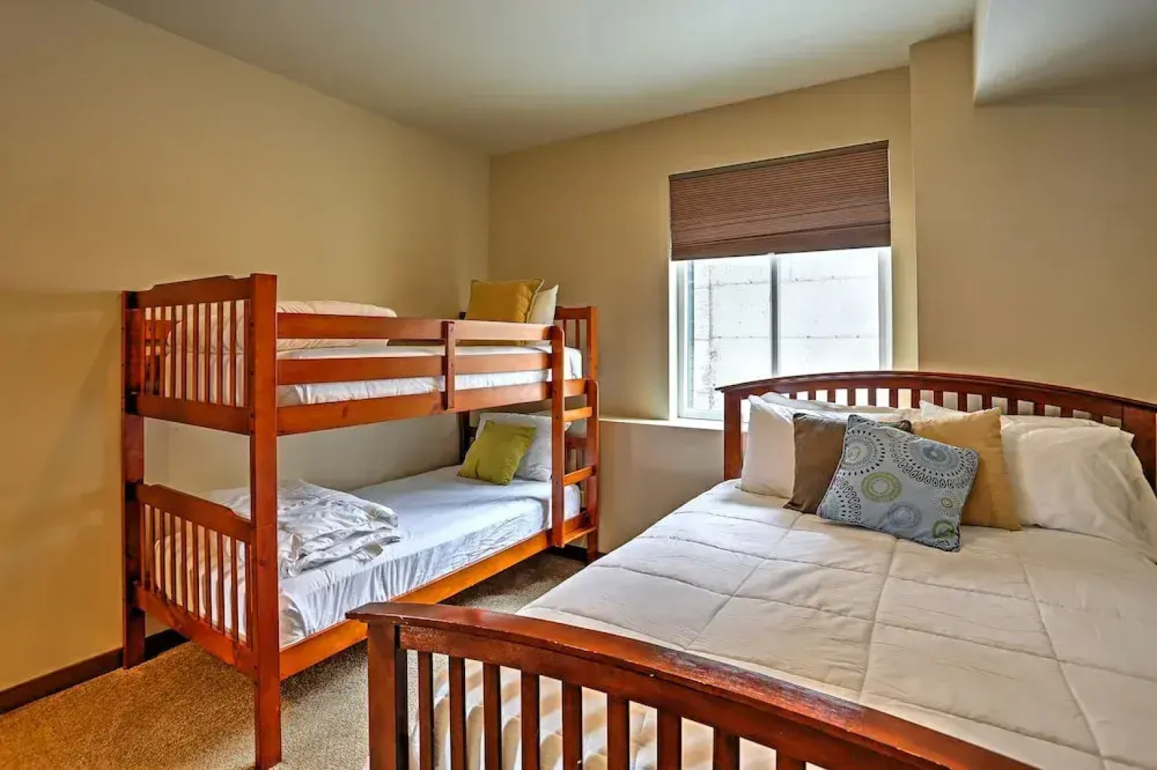 Marvelous Manson Condo, Steps to Lake Chelan Beach