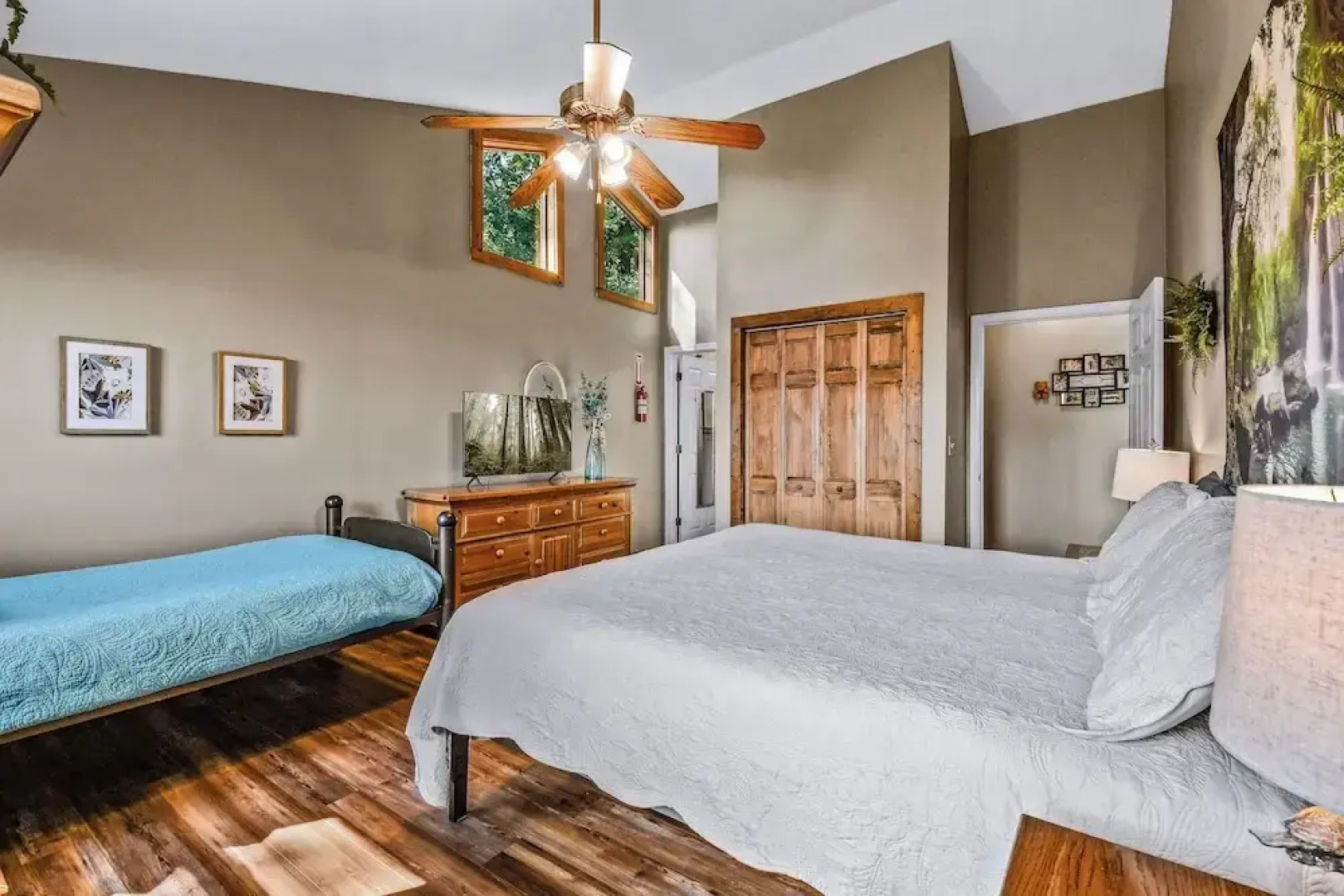 Roundtop Mountain Ridge