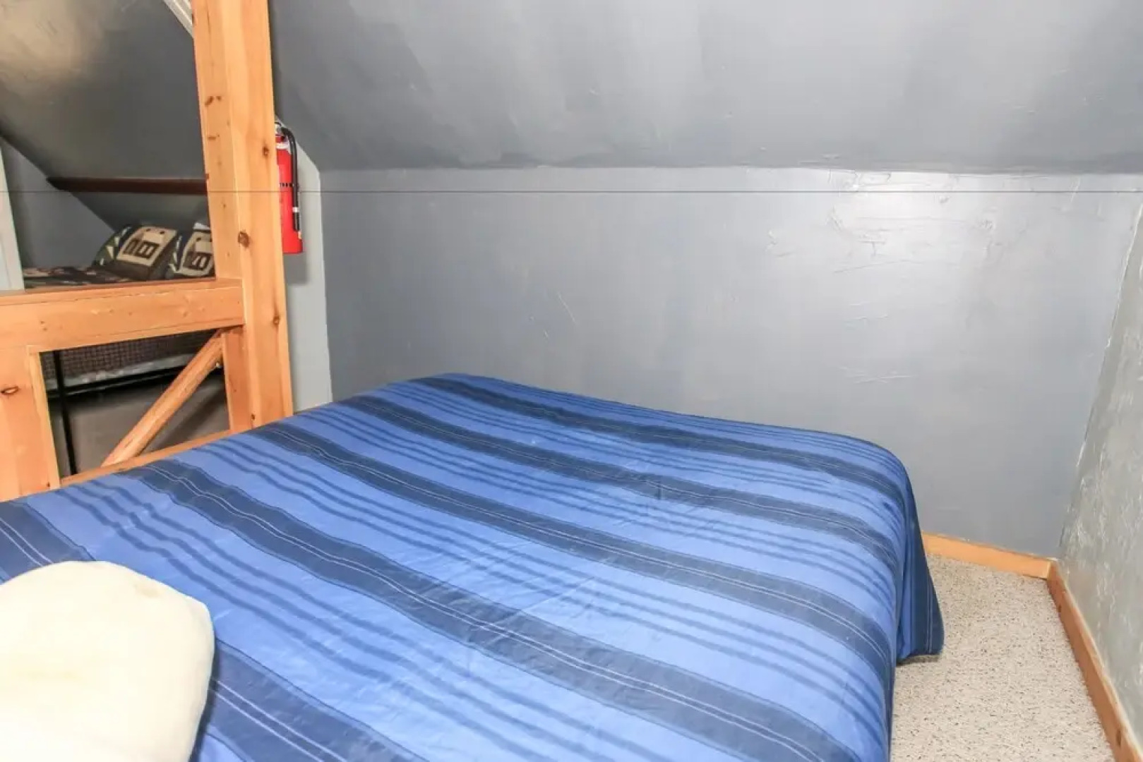 A Honeymooners Hideaway by Big Bear Cool Cabins