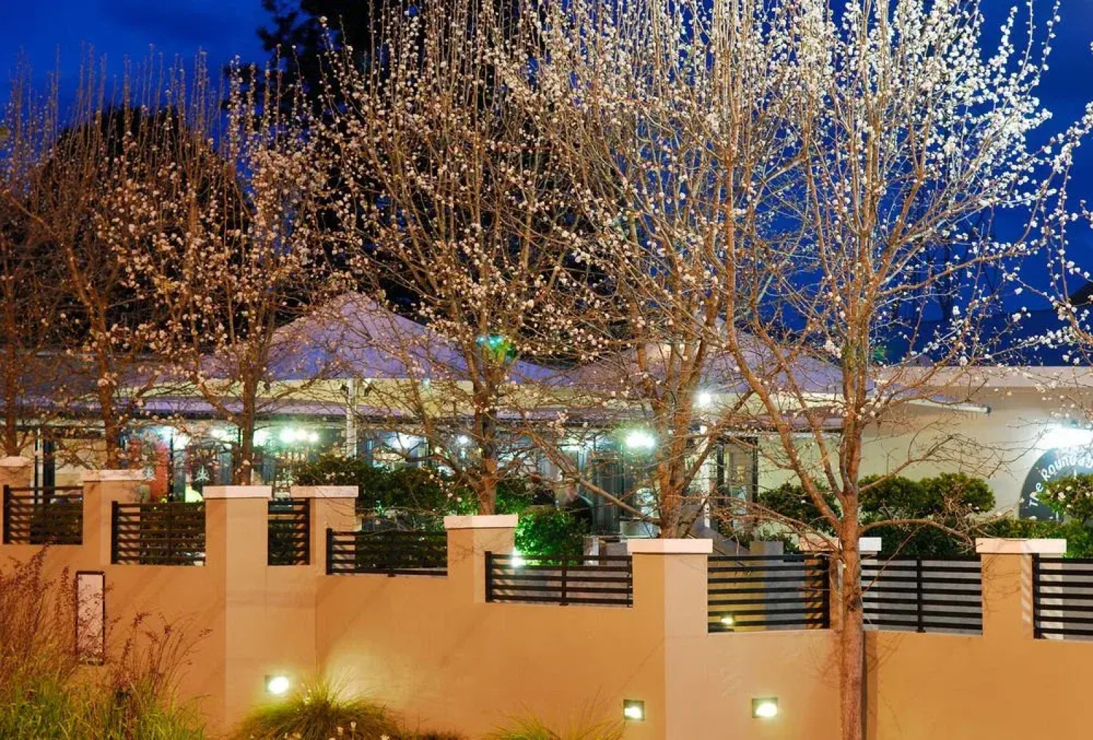 Roundabout Inn Gloucester