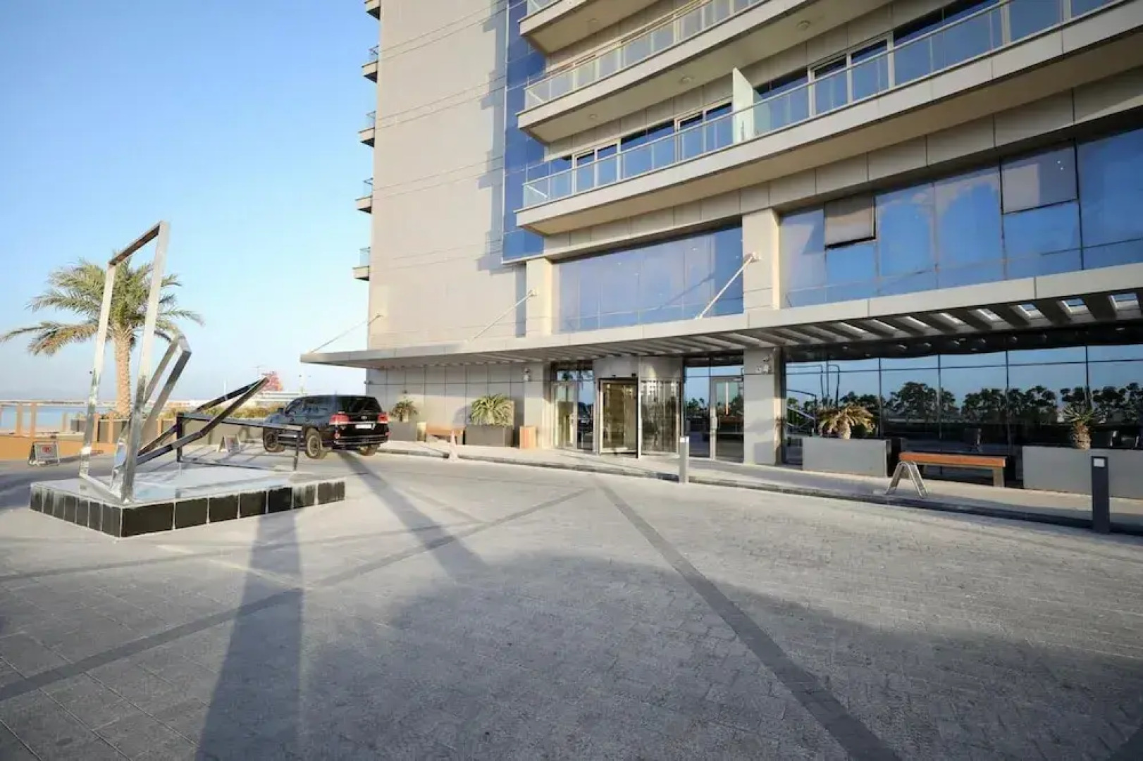 Waterfront 2 Bed Apartment Sleeps 4 With Parking