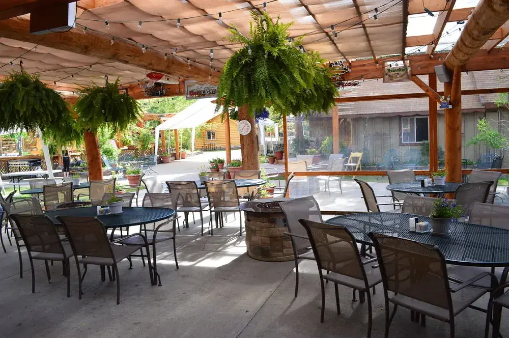 Daven Haven Lodge & Cabins