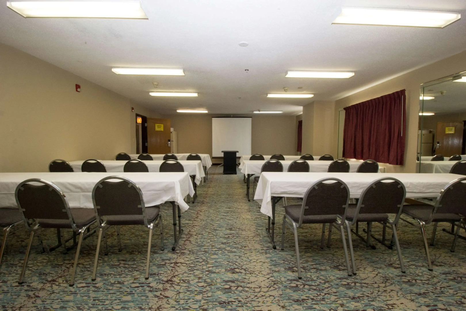 Super 8 by Wyndham Chicago O'Hare Airport