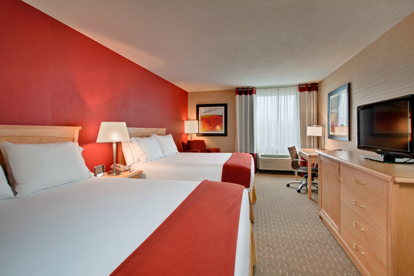 Holiday Inn Express & Suites Chatham South by IHG