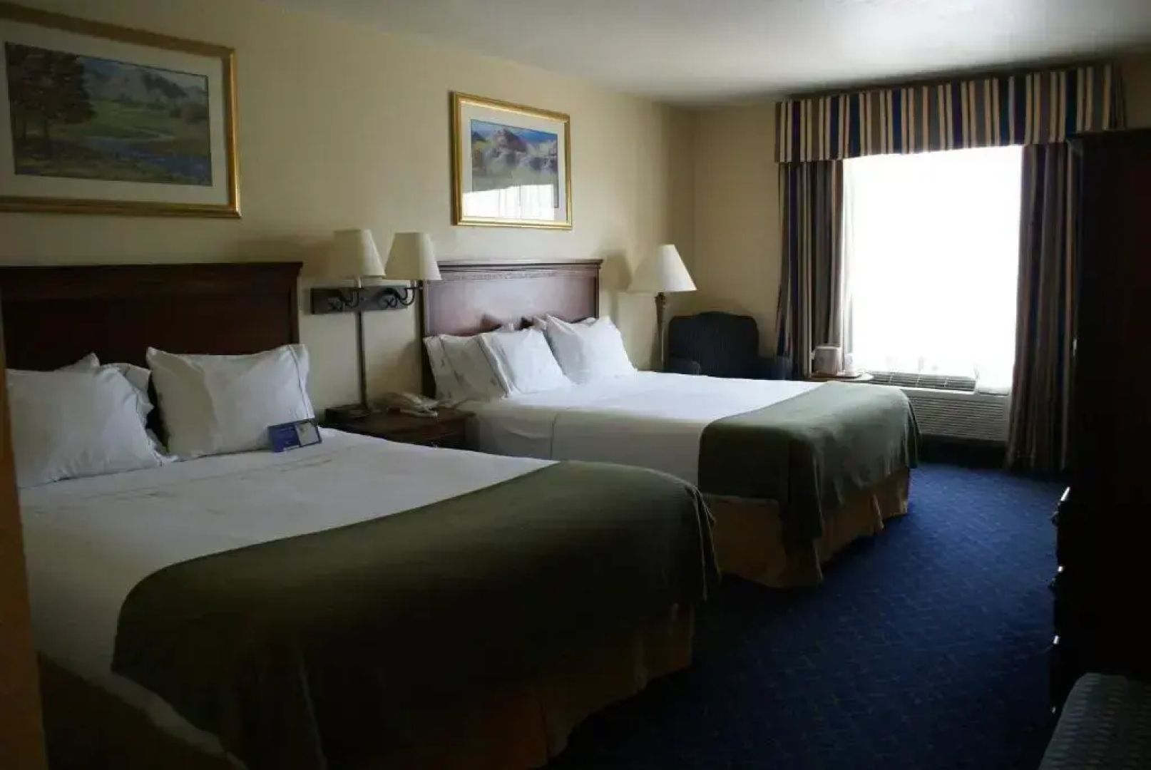 Holiday Inn Express & Suites Mountain Home