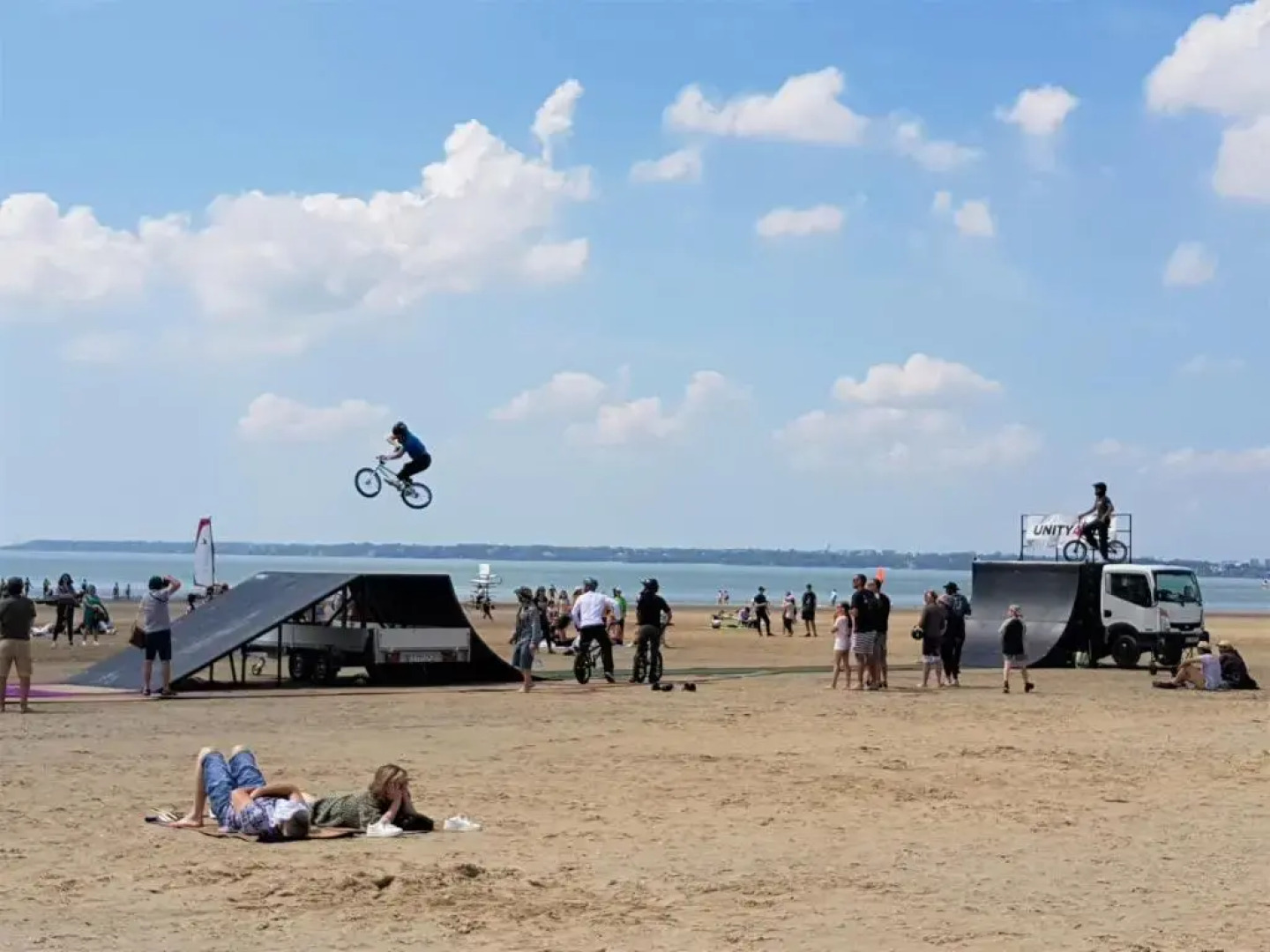 4 Star Village Cozy Chalet Near Beach