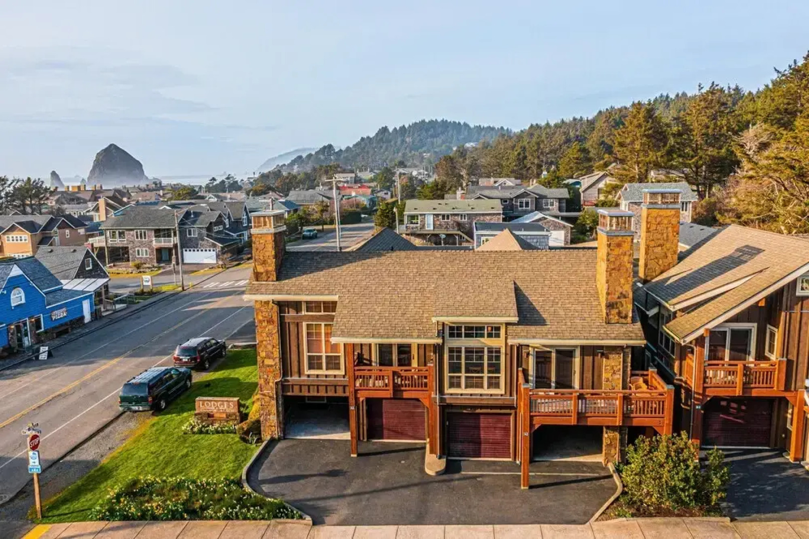 Lodges at Cannon Beach A2