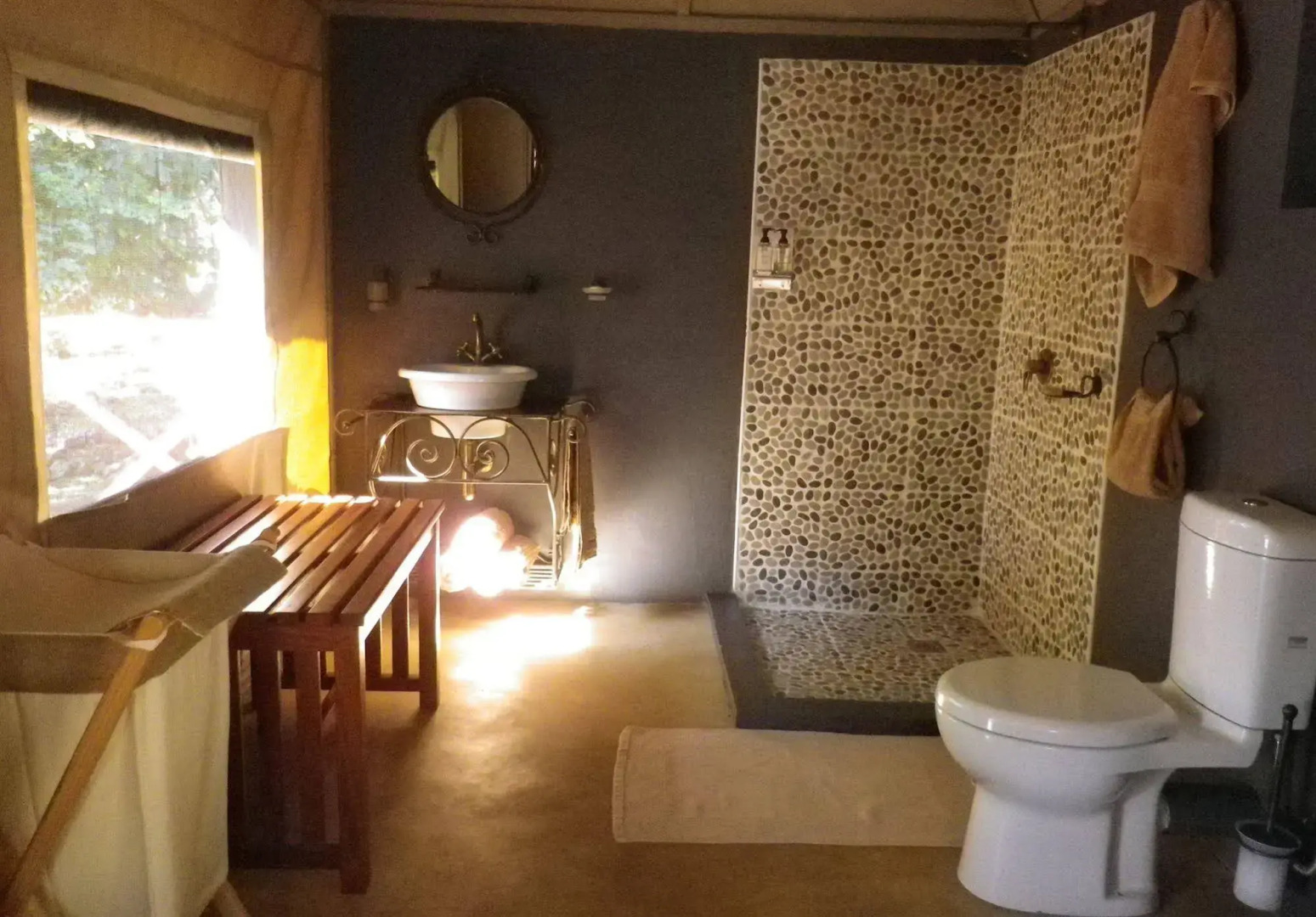 Blue Zebra Island Lodge