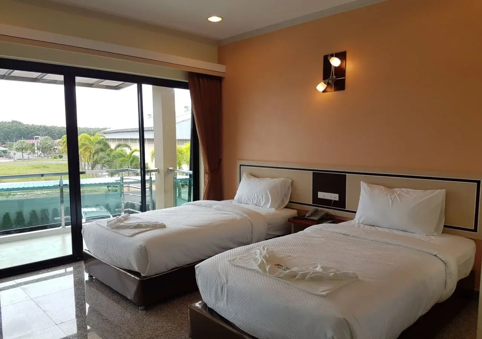 Smile Resort Thungsong