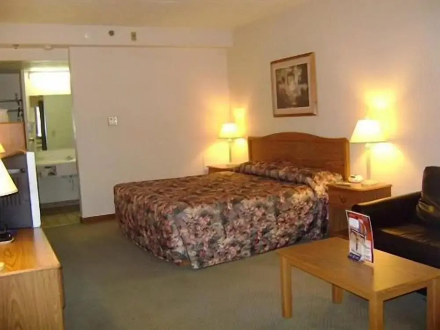 Vista Inn And Suites Fargo